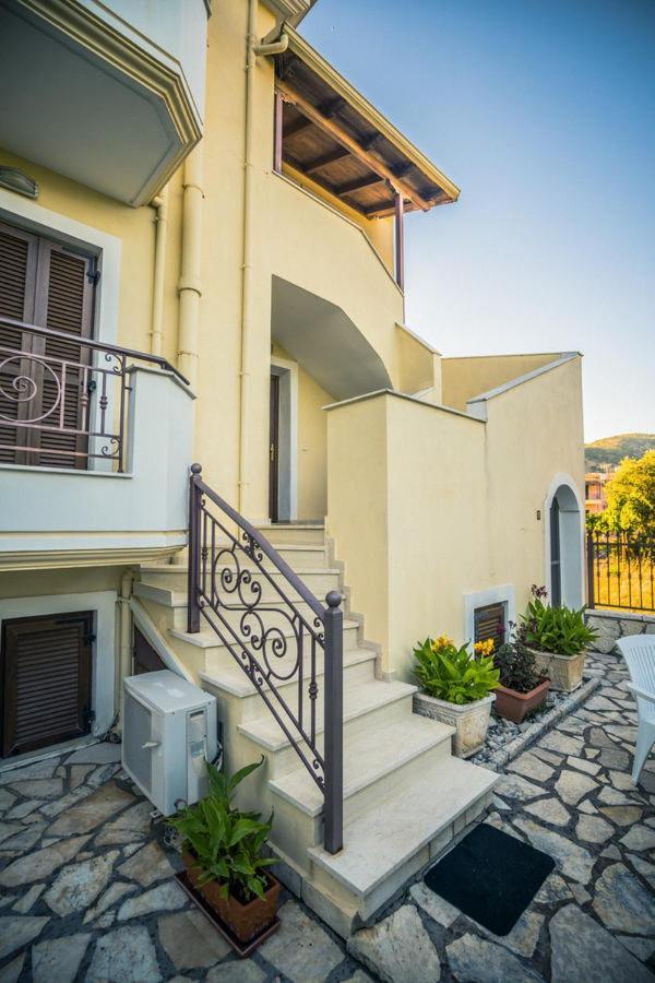 Villa Karolina Tsogkas Sivota  Exterior photo